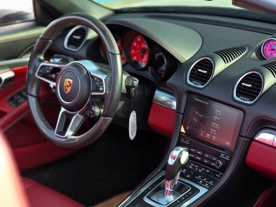 صورة مصغرة 12 لـ 2022 Porsche 718