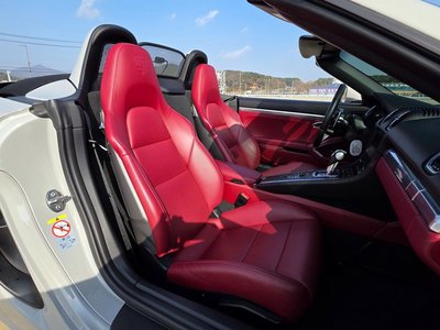 صورة مصغرة 13 لـ 2022 Porsche 718