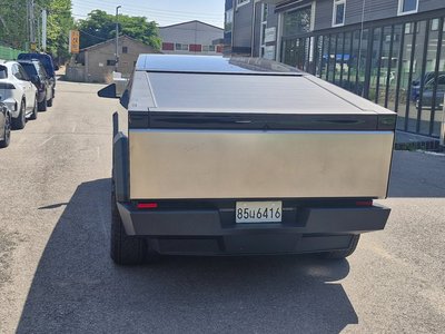 صورة 3 لـ 2026 Tesla CYBERTRUCK