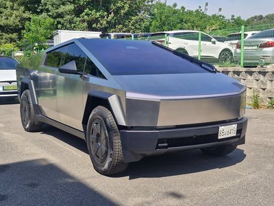 صورة 1 لـ 2026 Tesla CYBERTRUCK