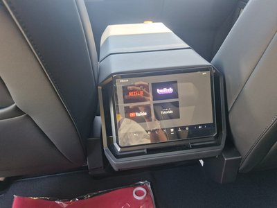 صورة 9 لـ 2026 Tesla CYBERTRUCK