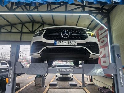 MERCEDES-BENZ GLE - 1