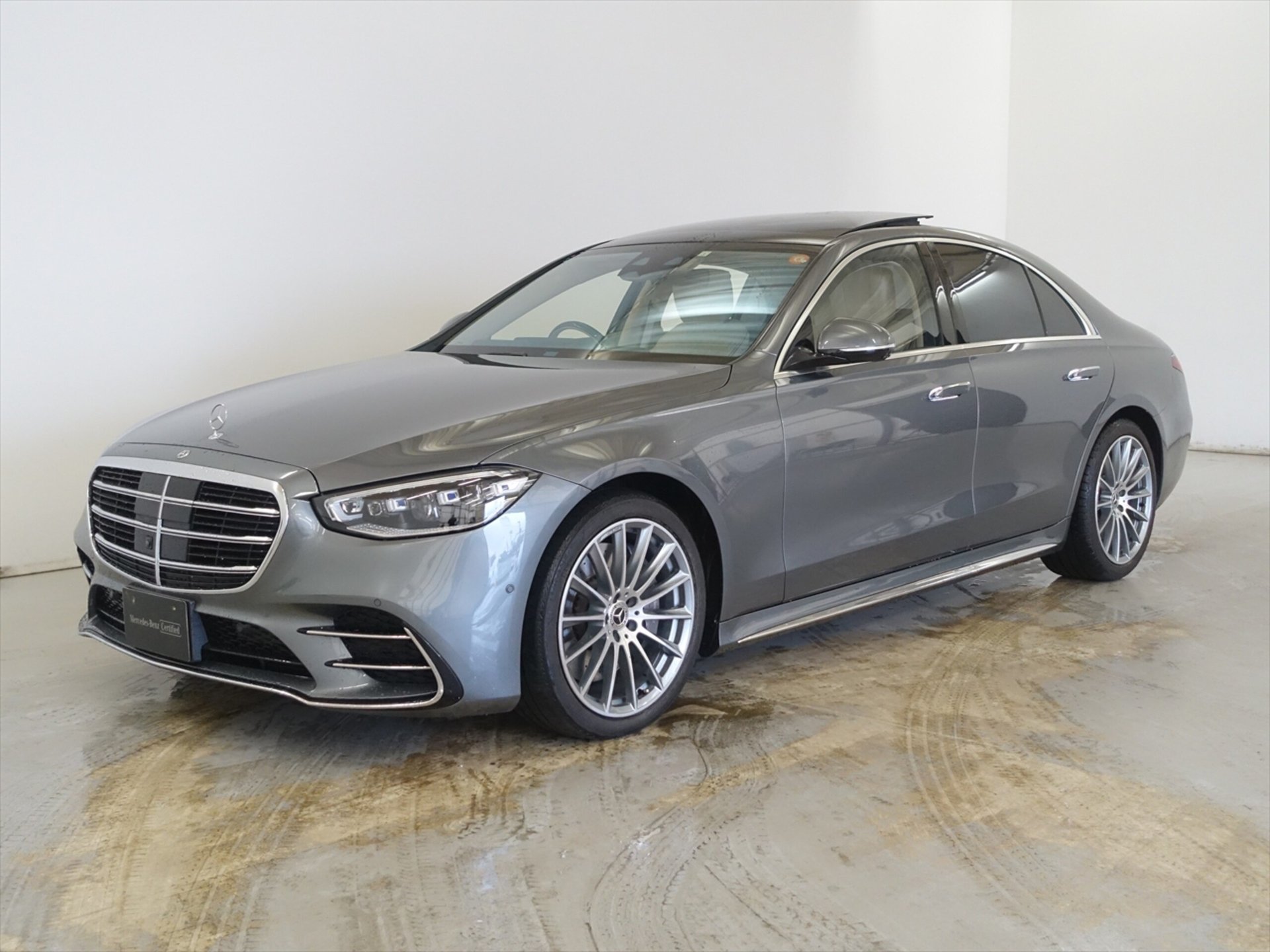 MERCEDES-BENZ S-CLASS - View 1