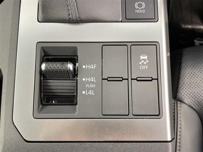 TOYOTA LAND CRUISER 250 - 9