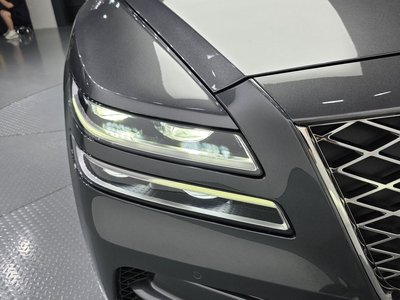 2020 Genesis GV80 photo 9
