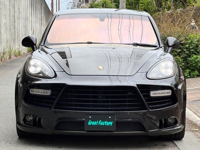 PORSCHE CAYENNE - 4