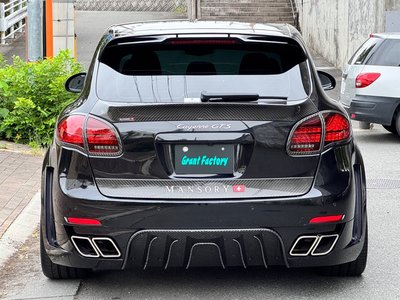 2012 Porsche CAYENNE thumbnail 40