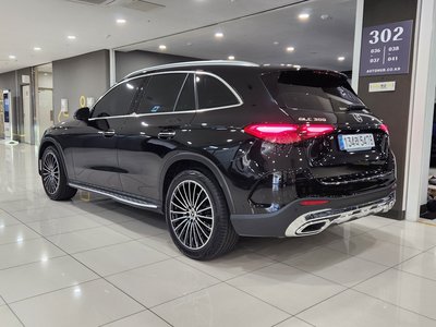 MERCEDES-BENZ GLC - 4