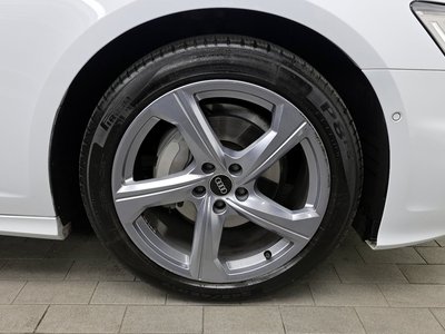 AUDI A6 - 6