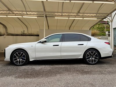 BMW 7 SERIES - 7