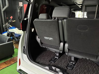 2025 Toyota ALPHARD 缩略图 29