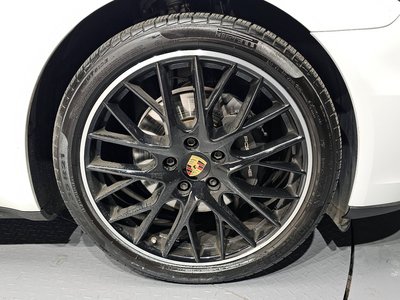 PORSCHE PANAMERA - 6