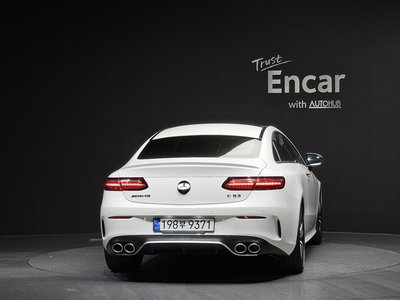 MERCEDES-BENZ E-CLASS - 3