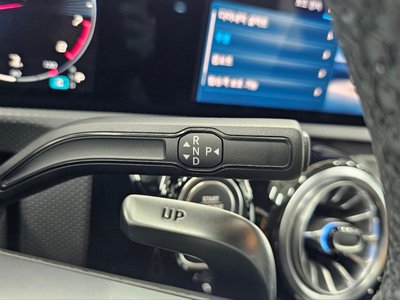 2025 Mercedes-BENZ CLA 缩略图 19
