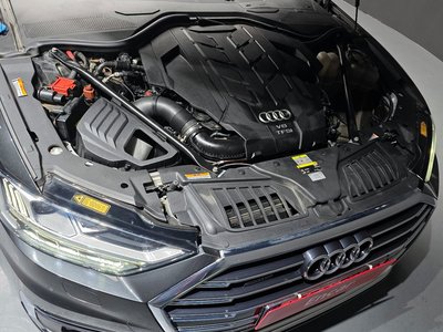 AUDI A8 - 7