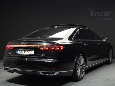 AUDI A8 - 4