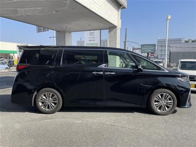 TOYOTA ALPHARD - 4