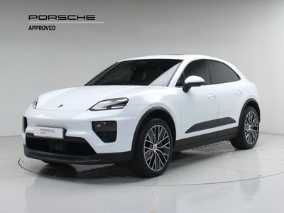 PORSCHE MACAN - 1