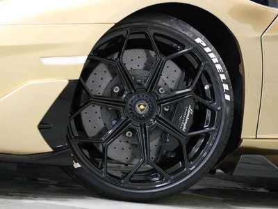 LAMBORGHINI AVENTADOR ROADSTER - 5