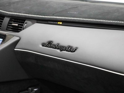 LAMBORGHINI AVENTADOR ROADSTER - 10