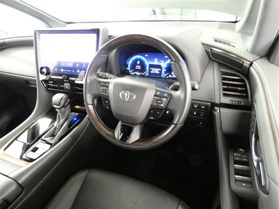 TOYOTA ALPHARD - 4