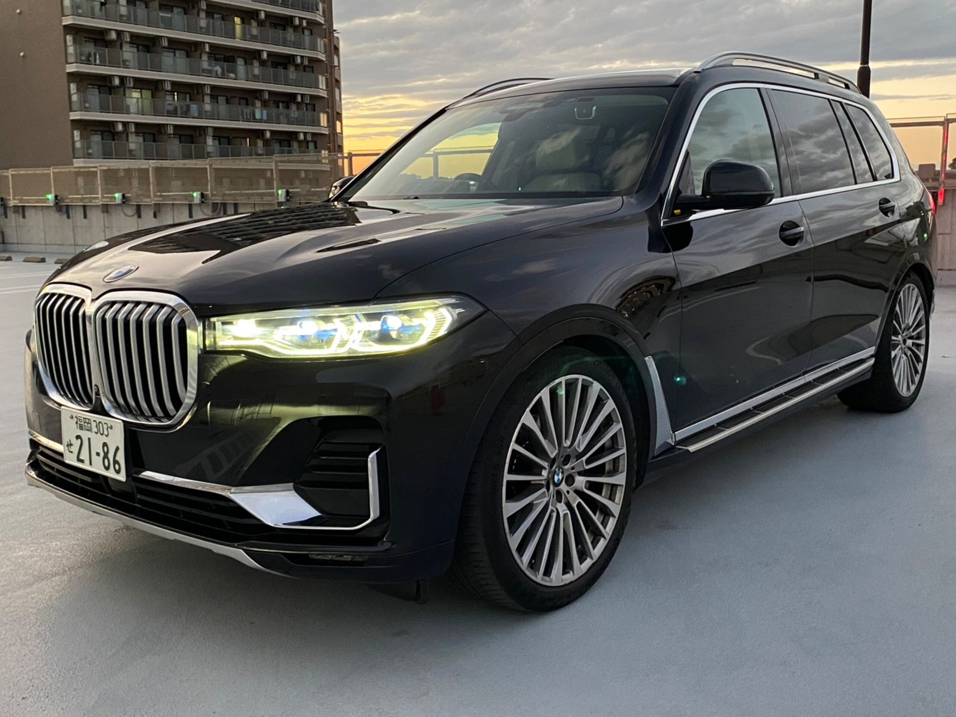BMW X7 - View 1