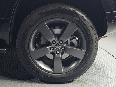 LAND ROVER DEFENDER - 6