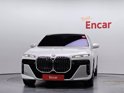 BMW 7 SERIES - 2