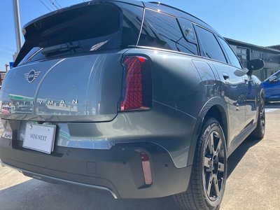 MINI MINI COUNTRYMAN - 10