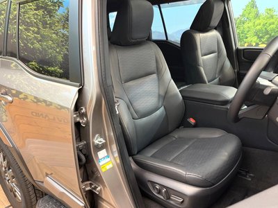 TOYOTA LAND CRUISER 250 - 8