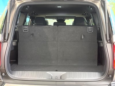 Thumbnail 38