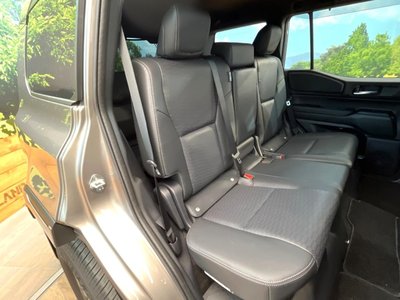 TOYOTA LAND CRUISER 250 - 9