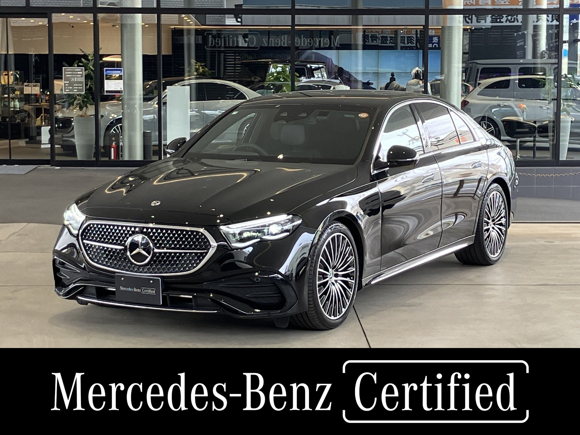 MERCEDES-BENZ E-CLASS - View 1