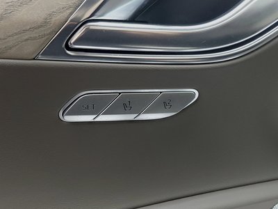 2022 Genesis GV80 — миниатюра 11