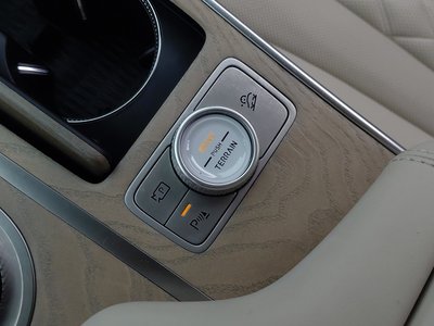 2022 Genesis GV80 — миниатюра 18