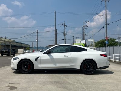 صورة 7 لـ 2023 BMW M4 COUPE