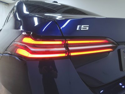 2025 BMW I5 — фото 5
