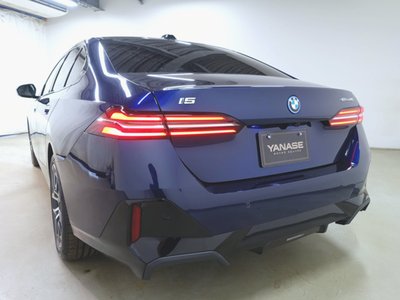 2025 BMW I5 — фото 6