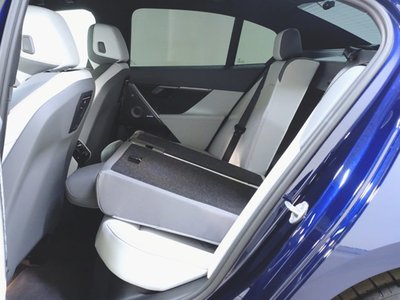 2025 BMW I5 — миниатюра 34