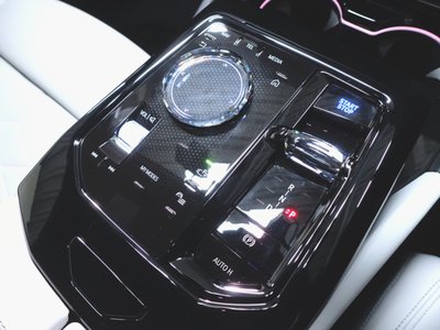 2025 BMW I5 — миниатюра 20