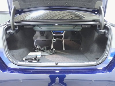 2025 BMW I5 — миниатюра 36
