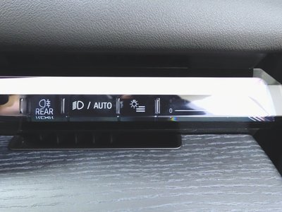 2025 BMW I5 — миниатюра 21