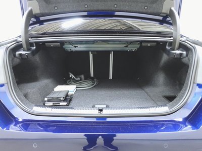 2025 BMW I5 — миниатюра 31