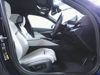 2025 BMW I5 — миниатюра 24