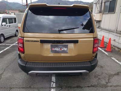 TOYOTA LAND CRUISER 250 - 9