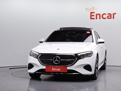 MERCEDES-BENZ E-CLASS - 2