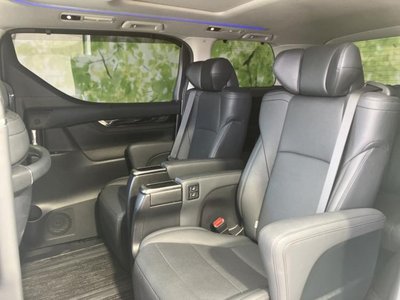 TOYOTA ALPHARD - 8