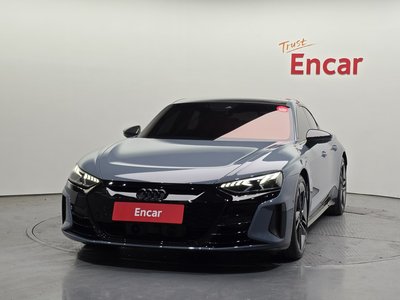 AUDI RS E-TRON GT - 2