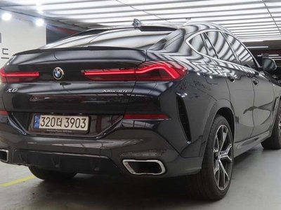 2022 BMW X6 — фото 3