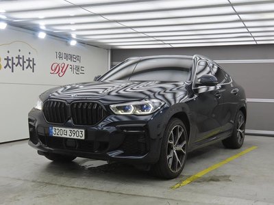 2022 BMW X6 — фото 1